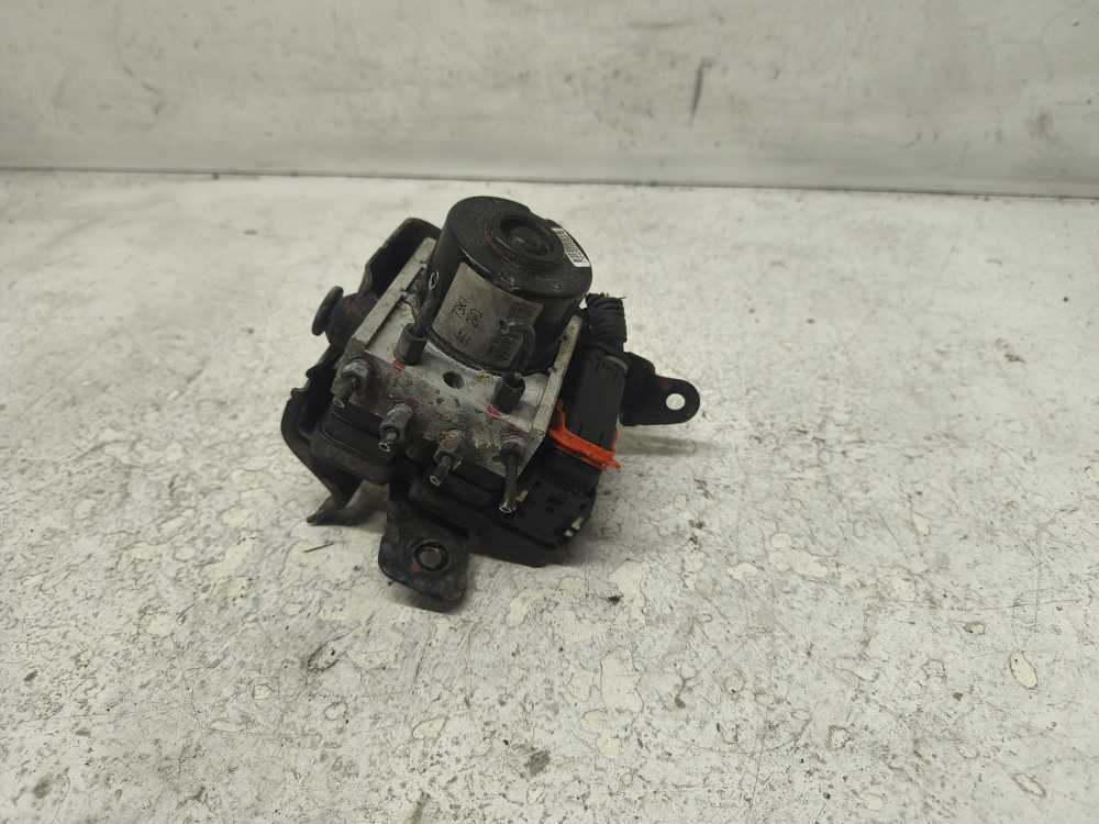 BLOC HYDRAULIC ABS SUZUKI SWIFT - Vue 1